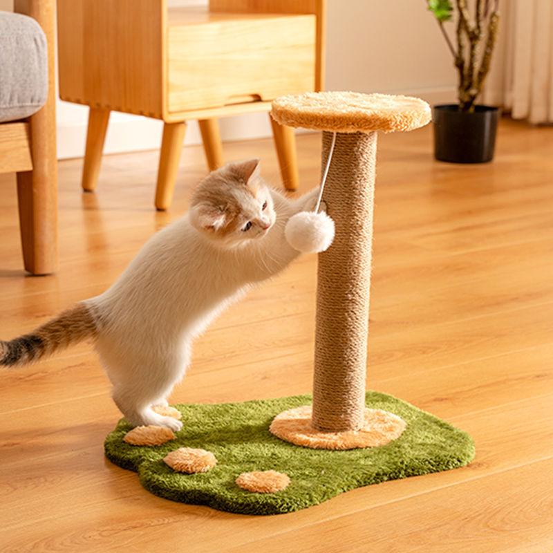 Tiragraffi verticale resistente per gatti.